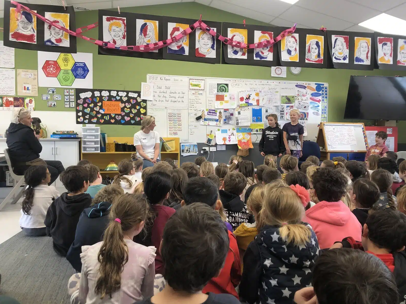 Fern the Falcon Visits Renwick School